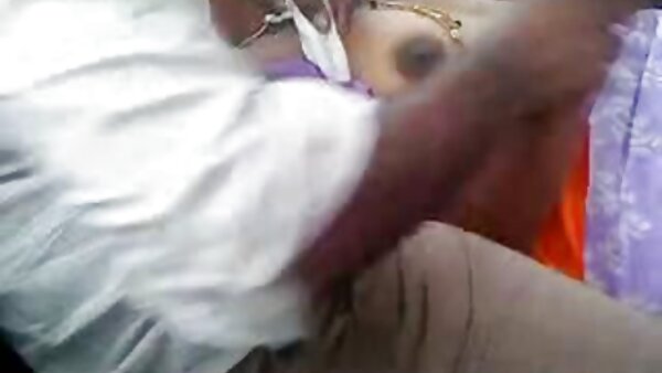 Медицинска сестра од абонос му дава вежба на напалената докторка на Би-Би-Си и снима на нејзиниот задник